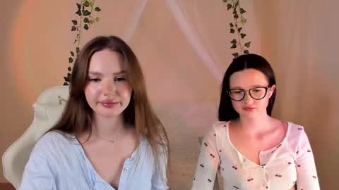 Snapshot of mish_ka3 chatting on 11-21-25, 07:29 Misha online show from 11-21-25, 07:29