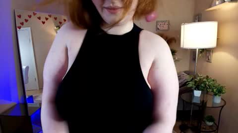 Snapshot of misha_the_createrr chatting on 02-23-26, 07:06 Ivy online show from 02-23-26, 07:06