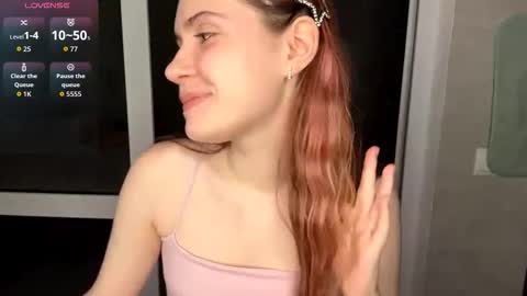 Snapshot of mishahartwigsen chatting on 02-08-26, 06:22 Molly online show from 02-08-26, 06:22