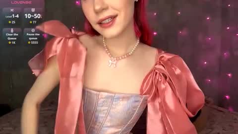 Snapshot of mishahartwigsen chatting on 02-14-26, 06:59 Molly online show from 02-14-26, 06:59