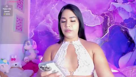 Snapshot of mishelbubble chatting on 01-06-26, 04:38 mishelbubble online show from 01-06-26, 04:38