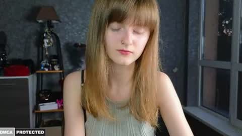 Snapshot of miss___alisa chatting on 06-20-26, 06:11 Alisa NONNUDE online show from 06-20-26, 06:11