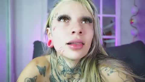 Snapshot of miss___angel chatting on 07-03-26, 11:05 miss___angel online show from 07-03-26, 11:05