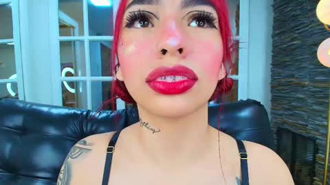 Snapshot of miss__abigail chatting on 11-14-25, 10:58 Abigail online show from 11-14-25, 10:58