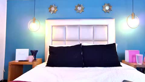 miss__ary_ online show from 09-18-25, 12:18