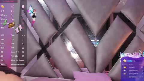 Snapshot of miss__lola chatting on 02-18-25, 11:52 Soy lola online show from 02-18-25, 11:52