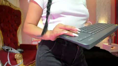 Snapshot of miss__star_ chatting on 04-28-26, 03:28 miss__star_ online show from 04-28-26, 03:28