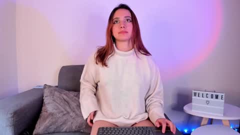 Snapshot of miss_alexa2 chatting on 01-28-25, 04:08 Alexa Sarmiento online show from 01-28-25, 04:08