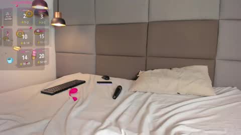 Snapshot of miss_ambrer chatting on 03-06-25, 07:25 Amber online show from 03-06-25, 07:25