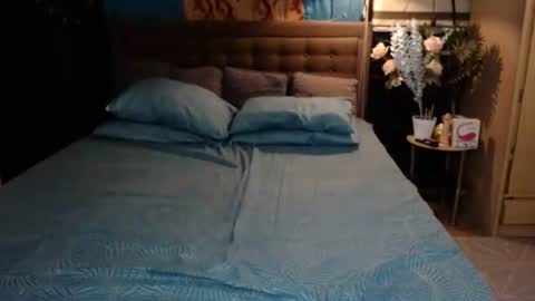 Snapshot of miss_angelic15 chatting on 10-15-25, 01:22 miss angelic15 online show from 10-15-25, 01:22