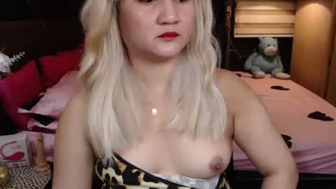 Snapshot of miss_angelic15 chatting on 01-09-26, 09:38 miss angelic15 online show from 01-09-26, 09:38