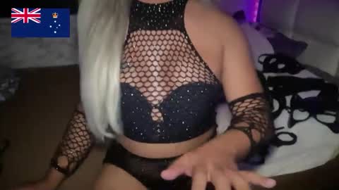 Snapshot of miss_antonette_xxx chatting on 05-09-26, 12:38 Call me Miss Antonette online show from 05-09-26, 12:38