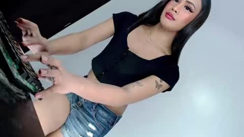 Snapshot of miss_azumix chatting on 07-06-26, 05:48 AZUMI online show from 07-06-26, 05:48