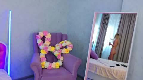 Kris online show from 04-14-26, 01:22