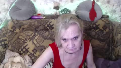 Snapshot of miss_bekker chatting on 12-30-24, 01:26 ask me online show from 12-30-24, 01:26