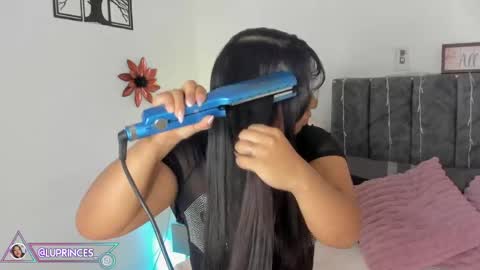 Snapshot of miss_brunette_ chatting on 04-18-26, 07:58 lucy 3 online show from 04-18-26, 07:58
