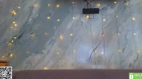 Snapshot of miss_bubbles chatting on 07-17-26, 02:18 Sandy online show from 07-17-26, 02:18