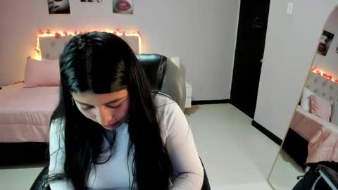 Cataleya online show from 05-25-26, 12:33