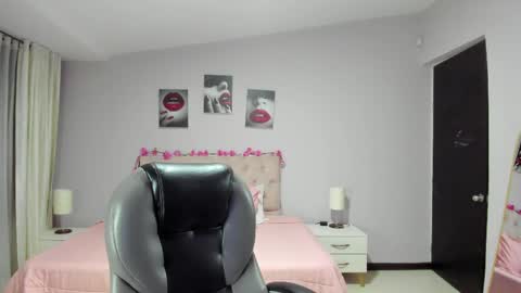 Cataleya online show from 05-26-26, 11:28