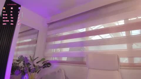 Catalina online show from 09-09-25, 11:43