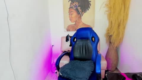 Snapshot of miss_channellx chatting on 10-11-25, 05:50 miss_channellx online show from 10-11-25, 05:50