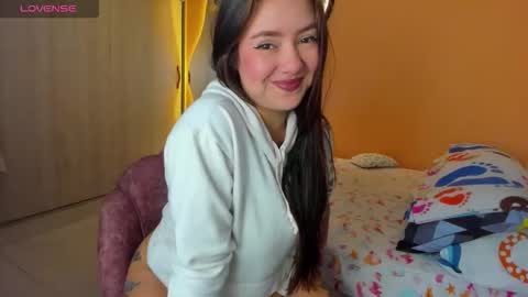 Chryss online show from 04-17-26, 04:21