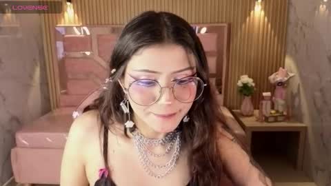 Snapshot of miss_devil_s chatting on 03-24-26, 03:11 miss_devil_s online show from 03-24-26, 03:11