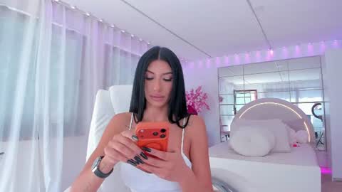 Snapshot of miss_diamond__ chatting on 07-07-26, 07:09 miss_diamond__ online show from 07-07-26, 07:09