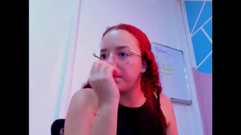 miss_dior1 online show from 02-19-26, 05:09