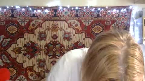 Snapshot of miss_elistia_ chatting on 06-10-26, 11:09 Elis online show from 06-10-26, 11:09