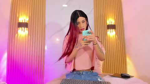 miss_emilystar online show from 04-14-26, 07:53