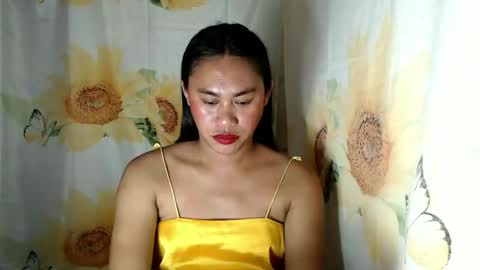 Snapshot of miss_eva2025 chatting on 04-23-26, 12:29 Eva online show from 04-23-26, 12:29
