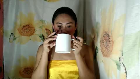 Snapshot of miss_eva2025 chatting on 05-05-26, 10:34 Eva online show from 05-05-26, 10:34