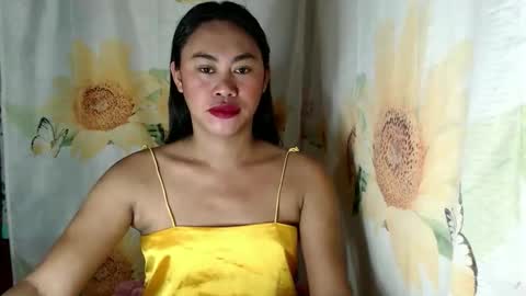 Snapshot of miss_eva2025 chatting on 05-18-26, 10:21 Eva online show from 05-18-26, 10:21