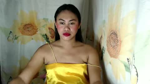 Snapshot of miss_eva2025 chatting on 05-21-26, 04:03 Eva online show from 05-21-26, 04:03