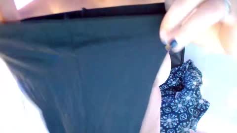 Miss Evoleth online show from 01-28-25, 01:50