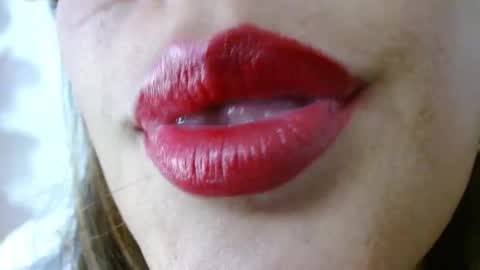 Snapshot of miss_evoleth2 chatting on 02-20-26, 05:04 Miss Evoleth online show from 02-20-26, 05:04