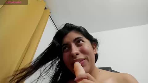 miss_eylens online show from 03-20-26, 12:15