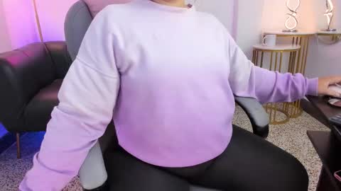 Francheska online show from 11-22-25, 11:42