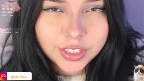 Snapshot of miss_galaxxia chatting on 11-12-25, 09:58 Elisabeth IG galax xxia online show from 11-12-25, 09:58