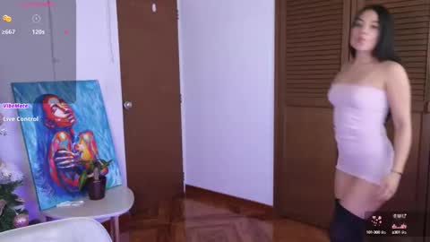 Snapshot of miss_ginebra_1 chatting on 12-30-24, 05:44 insta online show from 12-30-24, 05:44