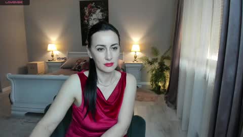 Miss Giulia online show from 02-10-25, 10:42