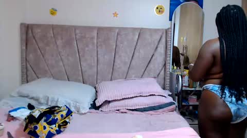 miss_godess online show from 07-10-26, 04:28