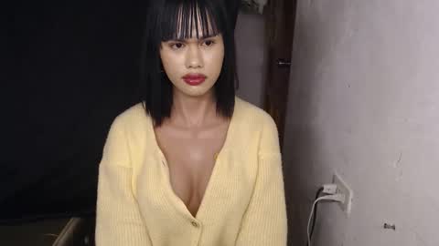 Snapshot of miss_jackelyn chatting on 01-10-26, 11:56 Lyn online show from 01-10-26, 11:56