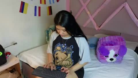 Snapshot of miss_japan_ chatting on 07-13-26, 08:00 Japo online show from 07-13-26, 08:00