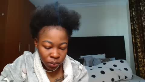 Snapshot of miss_kiarrafit chatting on 01-13-25, 11:30 Miss Kiarrafit online show from 01-13-25, 11:30