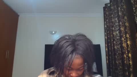 Snapshot of miss_kiarrafit chatting on 01-15-25, 01:09 Miss Kiarrafit online show from 01-15-25, 01:09