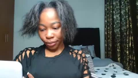 Snapshot of miss_kiarrafit chatting on 01-16-25, 03:24 Miss Kiarrafit online show from 01-16-25, 03:24