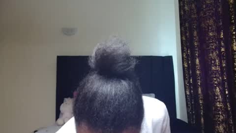 Snapshot of miss_kiarrafit chatting on 01-22-25, 08:29 Miss Kiarrafit online show from 01-22-25, 08:29