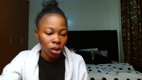 Snapshot of miss_kiarrafit chatting on 01-23-25, 01:45 Miss Kiarrafit online show from 01-23-25, 01:45